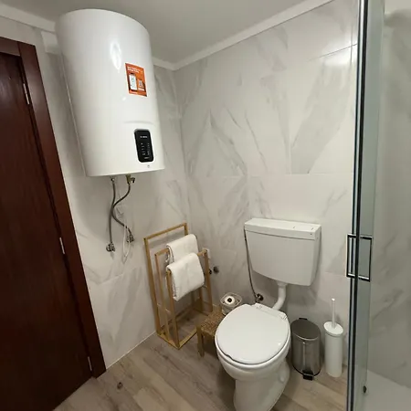 Casa Da Ti'nes * Bombarral